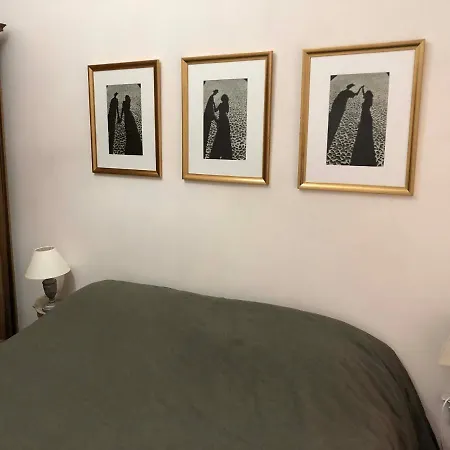 Petit Palace In Old Apartament *